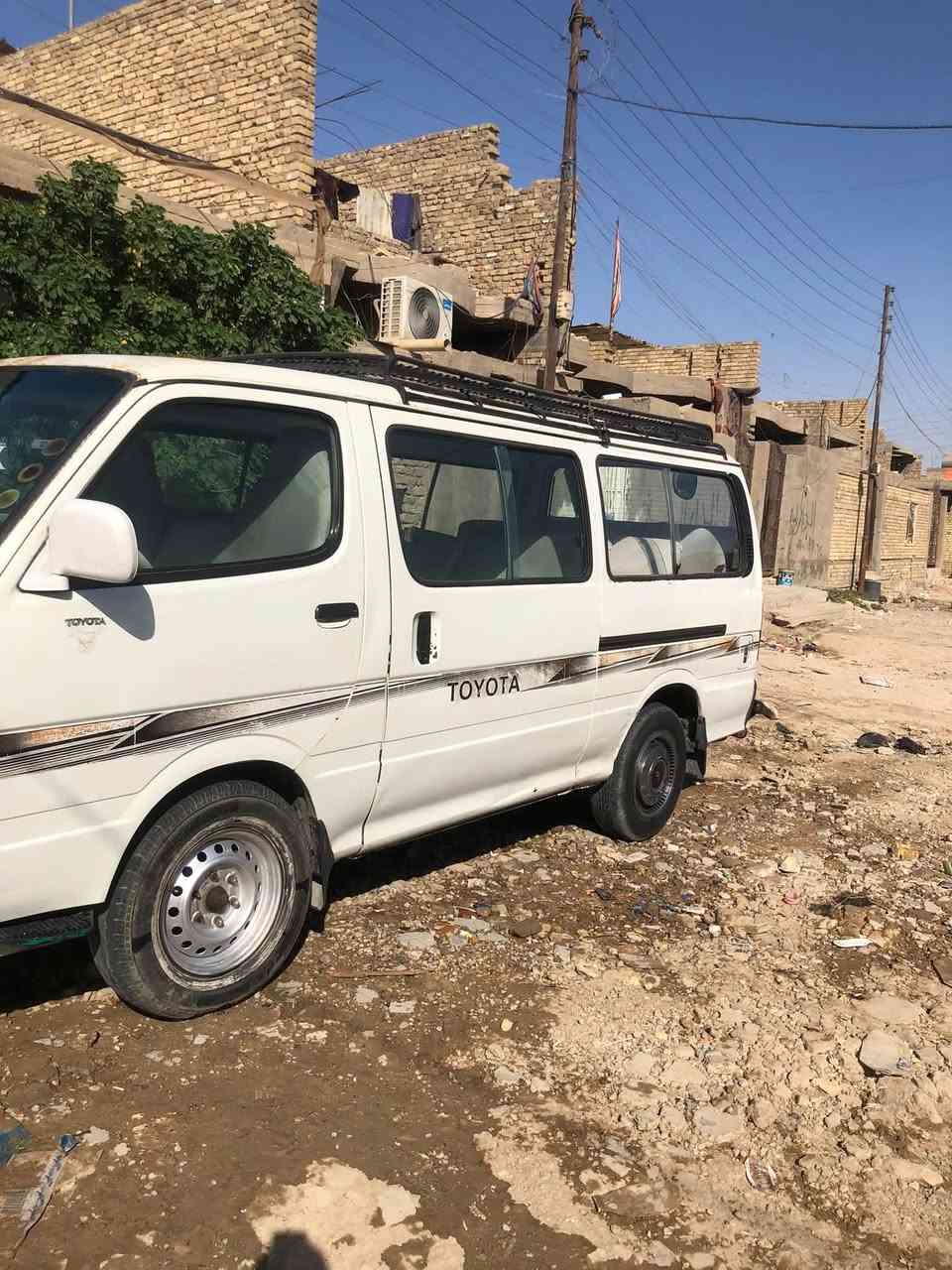 السلام عليكم سياره هايسا موديل ٩٦ رقم بغداد  الماكينه بطه لون اببض غرامات عليهه ١٠٠ هيه ماعليه بيهه وكاله جديده ام الباركود راعيهه بلكوت السعر ٤٠ وبيهه مجال الرقم***********
