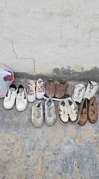 احذيه للبيع يحتاج لهن غسل عدد 7  شلع قلع 10 07734145120