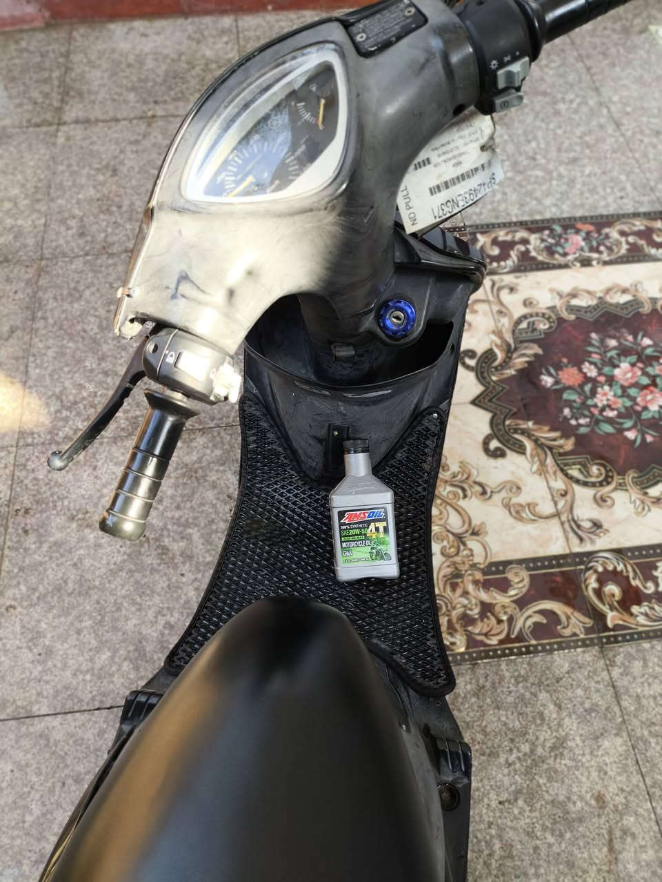 ماكس عدله البيع  دراجه نضيفه وخرسه صارله3اشهر طالعه من الرمبه عندي مال معرض وصل مابيه اي نقص كامله الدراجه هندر شغاله وسلف مكينه ناعمه وشلعه  120سرعته كلوب امامي زنون اصلي الابيض ثلجي ورماش هم دهن اصلي استعمل كل الامزويل15الف الحمدلله معتني بدراجة معروف بعد عد أهل الدرجات وأهل المصلحه الدراجه خير من الله الدراجه تجي تشوفه بعيونك تجيب وياك مصلح دراجه حيل نضيفه مكينه ناعمه ومعدل  نضيفه وسعر950وبيه مجال الشرايه تدلل والله ادخل خاص واتساب تدلل (***********)+++مايشتري لا يدخل ويتعبني رحمه والديه+. وبيه مجال السعر موقع ((((((البصره المعقل))))))
