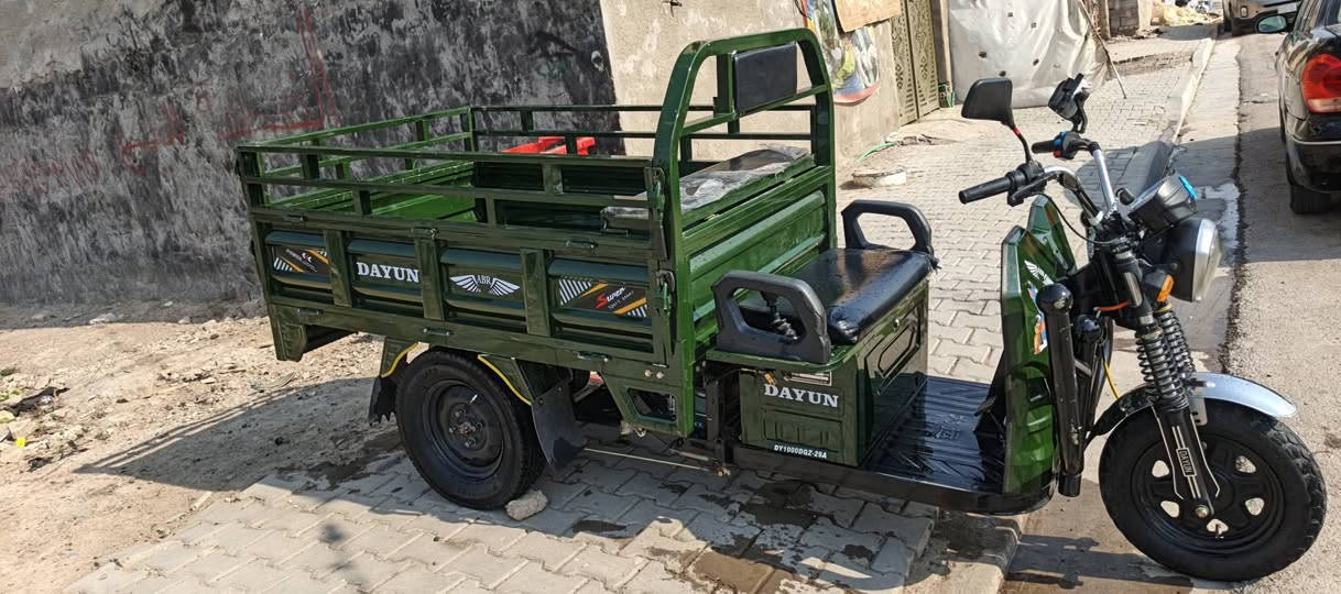 للبيع *********** سعر  مليون ربع وبيه مجال
