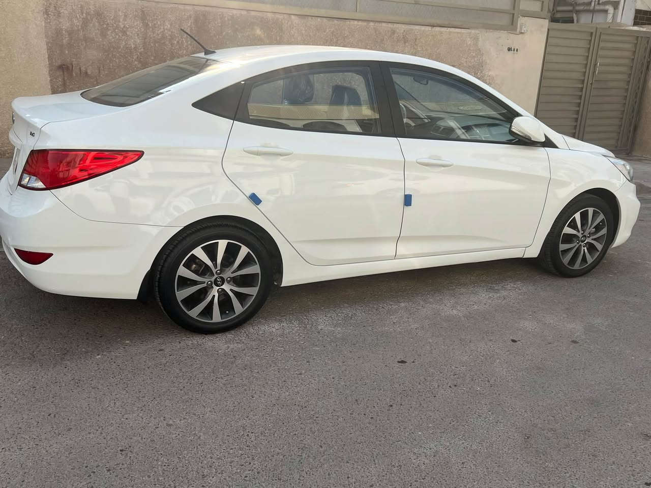 اكسنت • ٢٠١٥ • ٩٠٠٠٠ كم