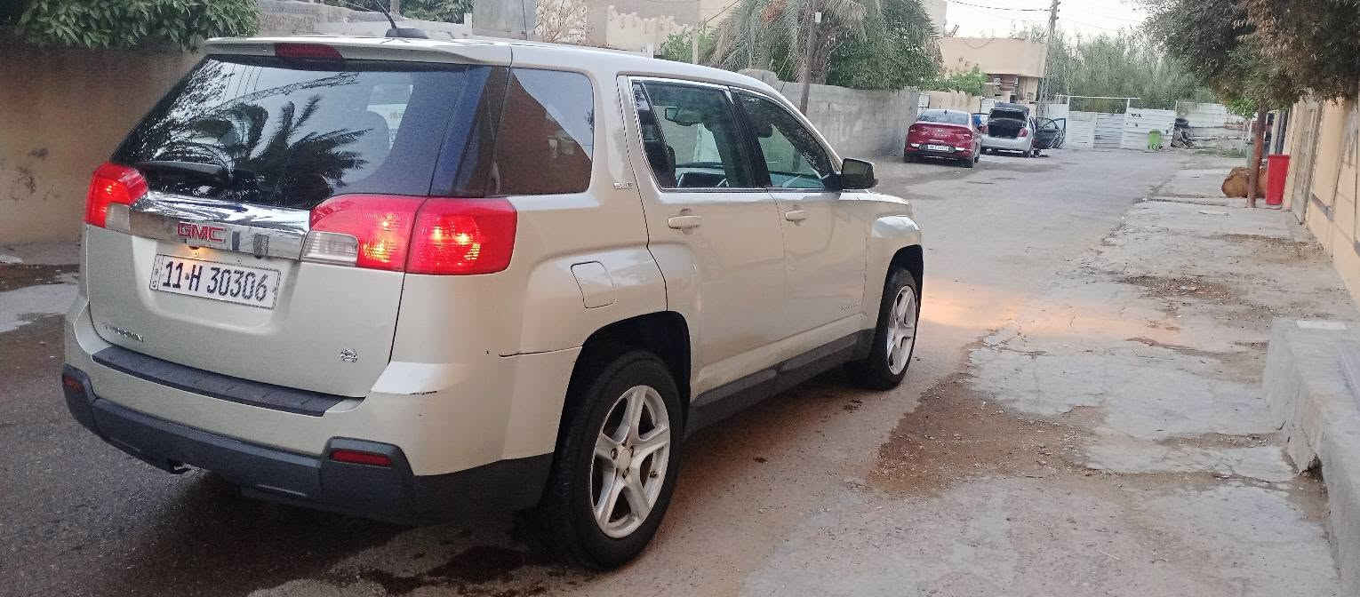 السلام عليكم 
جمسي تيران بغداد 2015
كير محرك تبريد خير من الله تخم تاير 
بنيد فقط صبغ سياره جاهزه 
محرك 2400
العنوان بغداد عويريج 
***********
