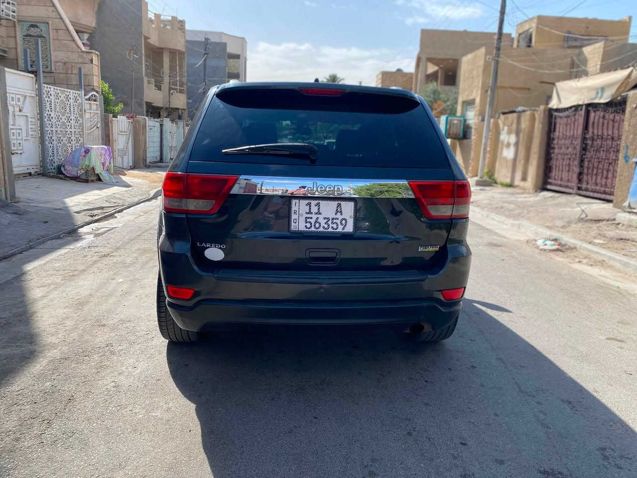 السلام عليكم 
جيب لاريدو للبيع موديل ٢٠١١ امريكي مكينه ٦ سلندر مكفوله من الفتح كير مكفول شواصي لغود مكلفولة بيها فقط صبع بنيد وجاملغ والباب عكس السايق نص صبغ ولباب لخلفي صبغ مواصفاتة بصمه بصمه ابواب كشنات كهرباء+كشنات جلد تحكمات استيرن كامره دواره شاشة جبيرة كار بلي سستم صوت تبريد ثلج  تخم تاير او ويل ٢٠ جديد تو ويل المرغوب السيارة خير من الله ممتعوبه رقم وسنوية جديدة  السعر ١٤٣ وبيها مجال بسيط عنواني بغداد حي العامل هاتف *********** 
بيع فقط
