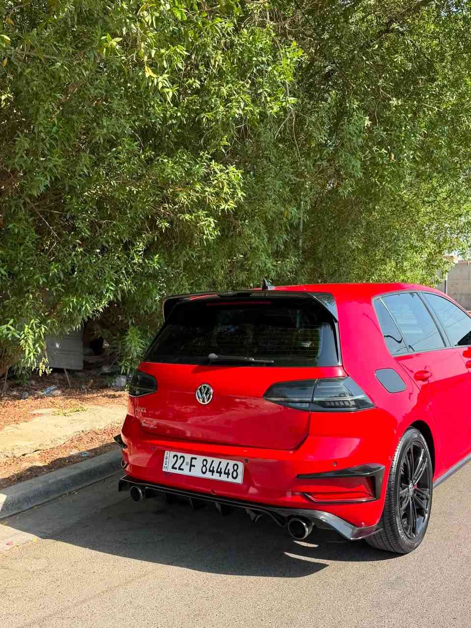 السلام عليكم للبيع او مراوس كولف gti اوتو بان
محرك 2.0 تيربو موديل 2021
مواصفات السيارة
بصمه 
بانورما
اوتو بارك
حساسات 360 
رادارات اماميه جانبيه خلفيه 
كشنات جلد كهرباء وتدفئه كشنات
قطعتين تبريد 
اشاير بلمري 
5 مودات قياده 
حادثها جاملغ امامي عكس السايق وربع بنيد 
عليها اكزوز وشوته وعطاس وبرمجه
*********** نفق الشرطه
