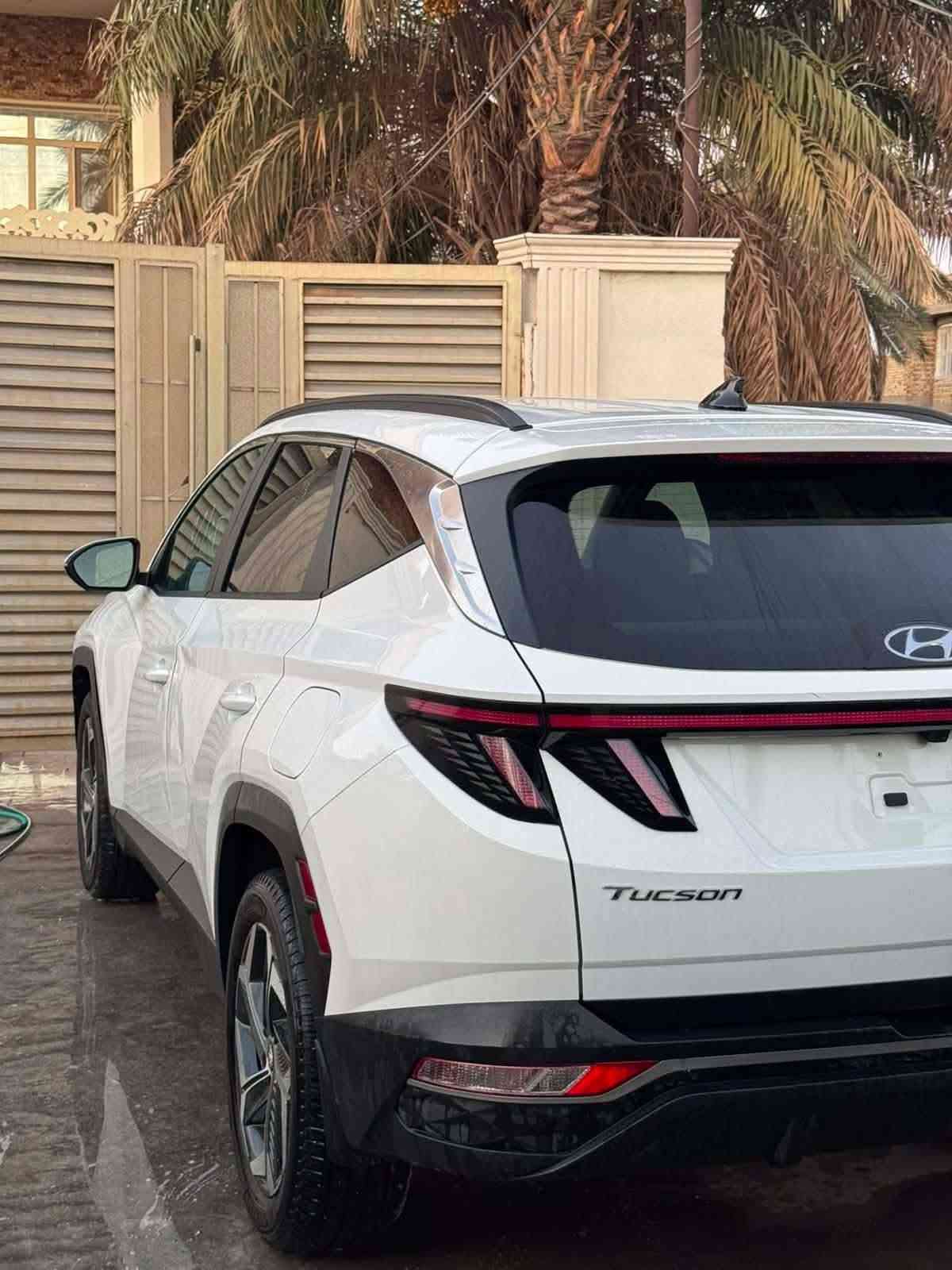 السلام عليكم توسان ٢٤ فول دخول جديد ماشيه ٢١ صور الحادث مرفقه السعر ١٨٠ الاستفسار الاتصال ***********
