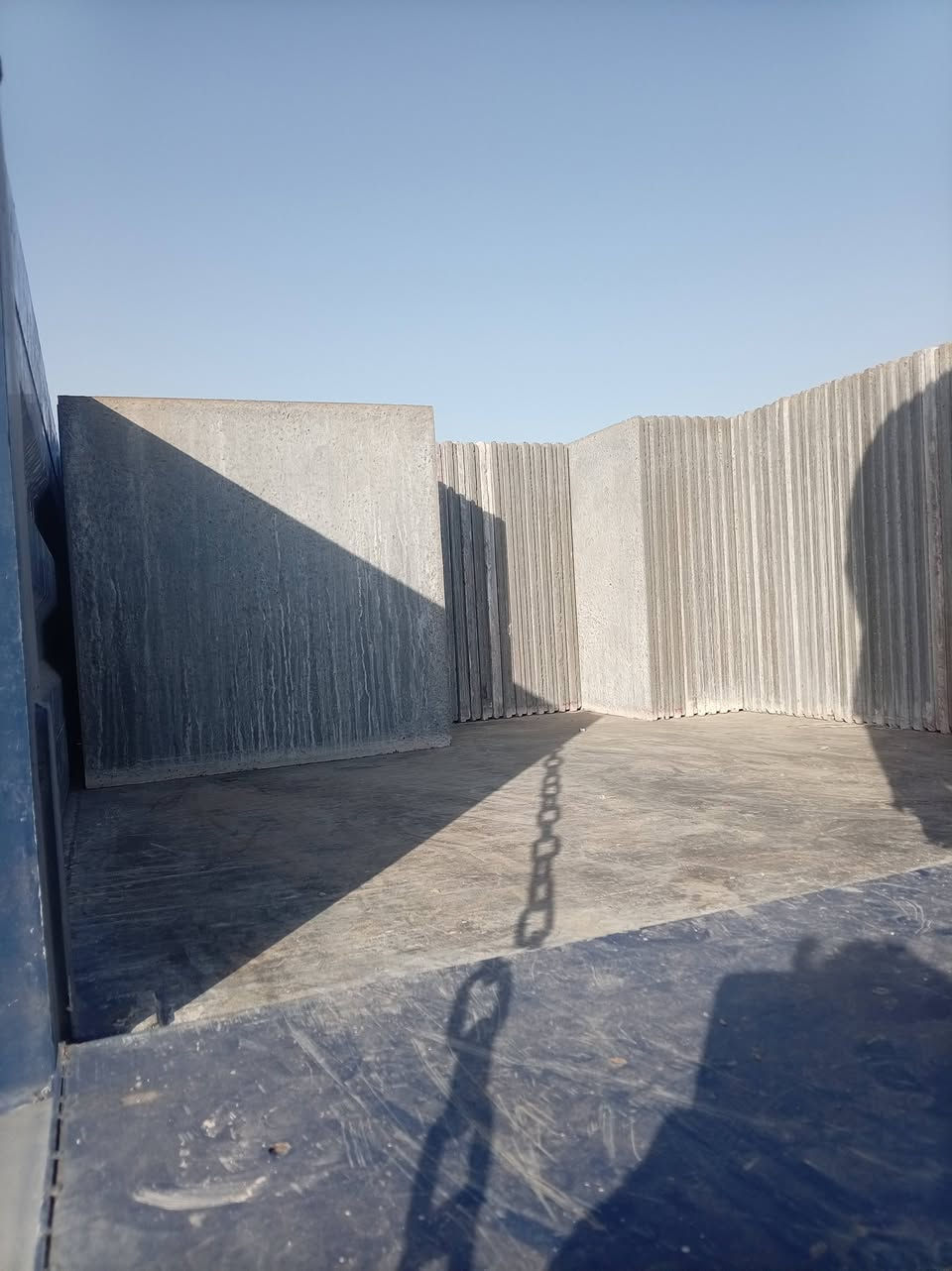 معمل شتايكر السماوه حميد البركي حي صناعي مجاور بنزين خانه رقم هاتف *********** هاتف ***********توصيل كل محفظات يوجد قواعد تانكي 🦅📞
