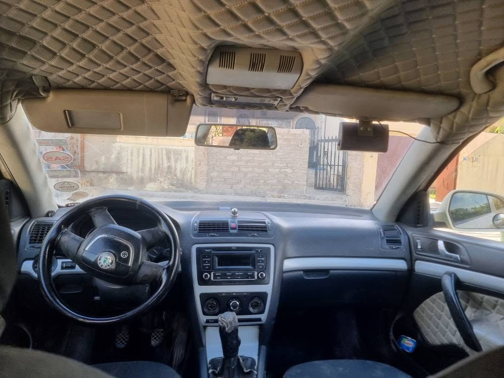 سكودا اوكتافيا
موديل   ٢٠١١
كير   عادي
سيسته م   غاز و بانزين
سينك و بشت كه بس
كير و ماكينه  بشه رت
٢ قطعه سبخ بي داغلي
٤ تايره جديد
سعر ٩٥ و مجال
غرامه ٧ وه ره قه
ت.*********** سميل, دهوك
