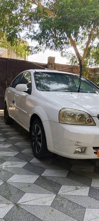 اوبترا • ٢٠١١ • ضربة خلفية