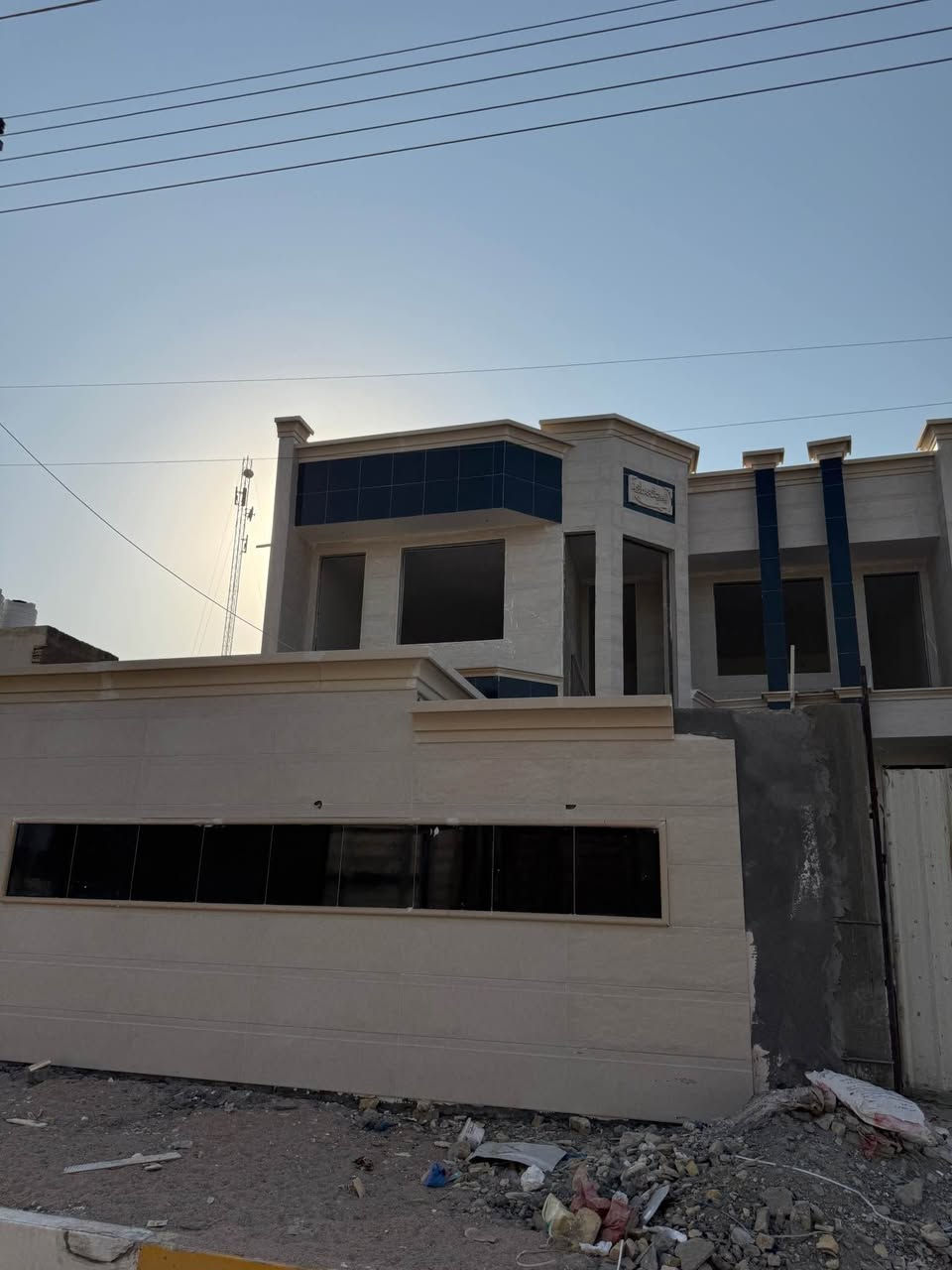 🧿يعلن 👑مكتب عرش السلطان👑للعقار🧿
🔥 عرض مميز  موقع مميز🔥

🏠 بيت طابواا طابقين بناء حديث🏠

🔰مساحة  320م2
🔰واجهة 12.5  

🛑 العنوان// الناصرية / الزاوية/ خلف مستشفى بنت الهدى📍

🔰يحتوي  الطابق الاول على 🔛صاله 🔛أستقبال 🔛غرفة عدد2🔛مطبخ 🔛صحيات عدد2

🔰يحتوي الطابق الثاني على 🔛غرف عدد 4🔛وصالة🔛وصحيات
_______❇️❇️❇️__________________
_______________________________
 للاستفسار اكثر اتصل بنا ع الارقام آو زيارة مكتبنا الكائن مقابل محطة وقود الراية قرب قيادة شرطة ذي قار 

(مكتب عرش السلطان) 

للأستفسار اتصل🤳🤳
***********
***********
