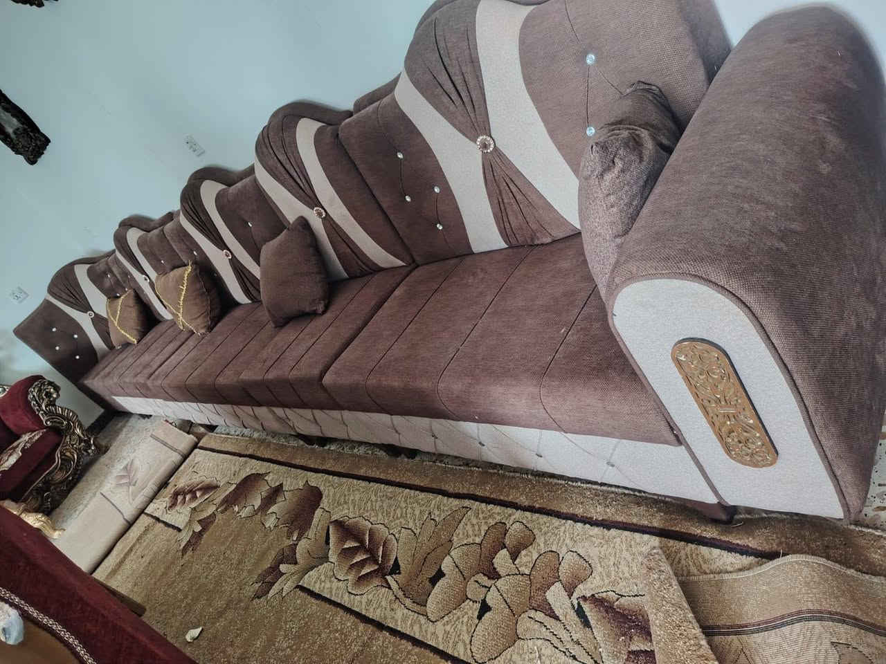 صوفا • كنب • للبيع