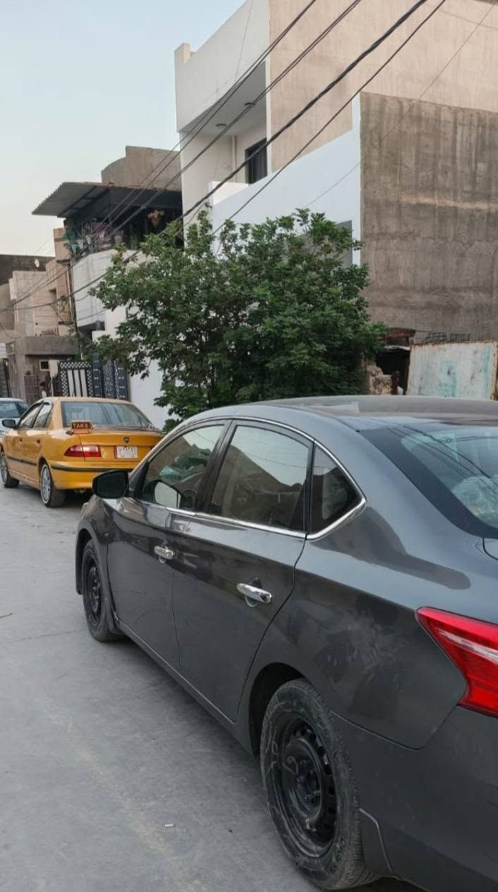 نيسان سنتره للبيع موديل 19 كندي 

سياره بيها قطعه وحده بس البونيد

رقم كركوك  انكليزي سياره فول مواصفات 

تحكمات ستيرن سياره ما ناقصها برغي

سياره مال جناي ربع ما بيها مصرف 

سياره مال البيت للستفسار مراسله او اتصال عل رقم 

*********** كركوك, العراق
