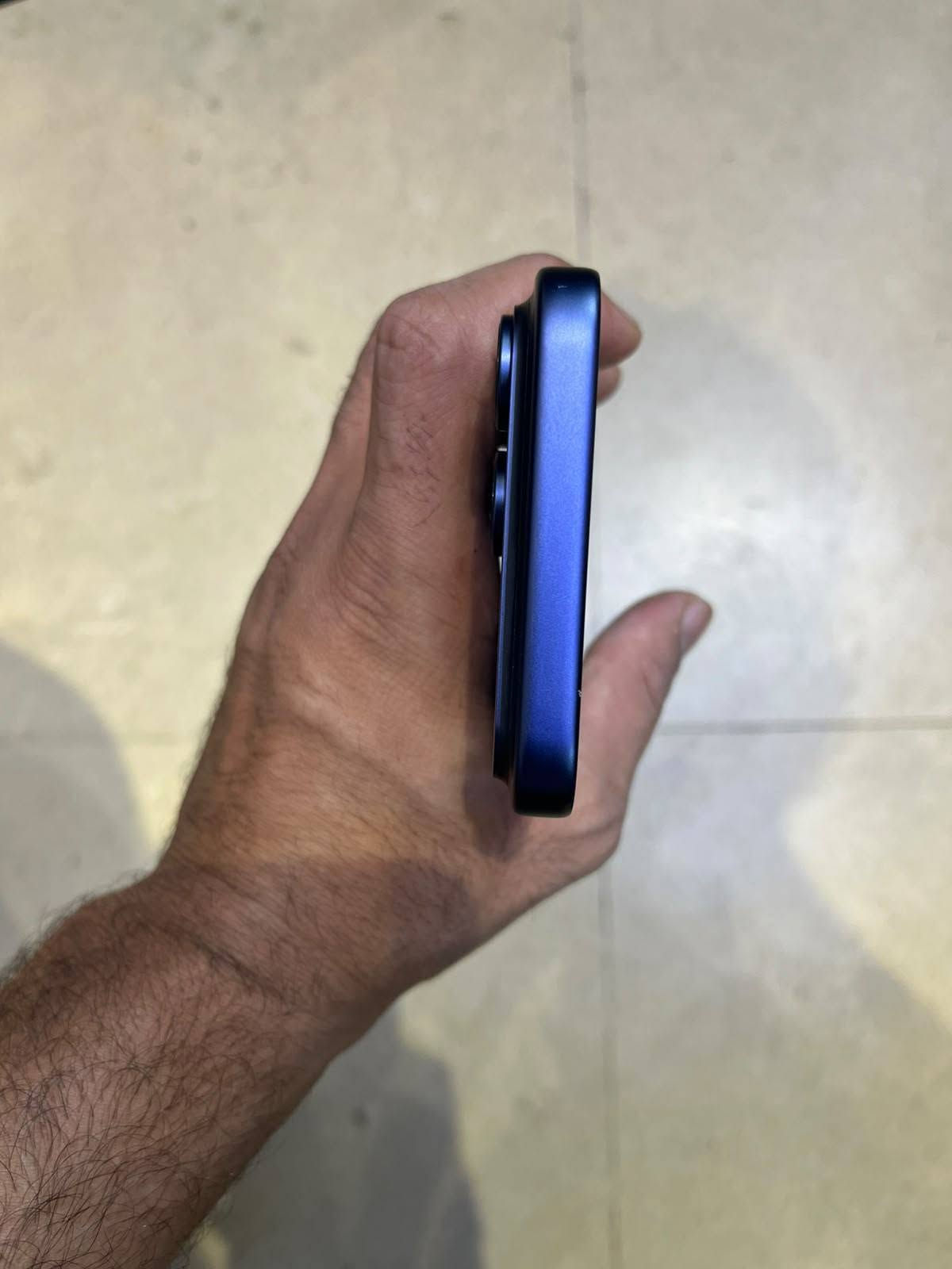 ايفون 14 بروماكس محور 17 بروماكس

مبدل بطارية وشاشة اصليات فيس ايدي شغال

دبل سيم
ذاكرة 256 
نموذج M

سعره 625
***********
***********

نص مكتوب في الصور:
- 30 1:15 حول الاسم iPhone إصدار iOS 26.6.1 اسم الطراز iPhone 14 Pro Max رقم الطراز MQ8N3LL/A الرقم التسلسli CC4L0DVPKC سجل تاريخ القطع والخدمة الأغاني 0 الفيديوهات 2 الصور 3 السعة 128 غ.ب. متوفرة 111.95 غ.ب. عنوان Wi-Fi 18:FA:B7:E6:7A:24 Bluetooth 18:FA:B7:E9:F1:00