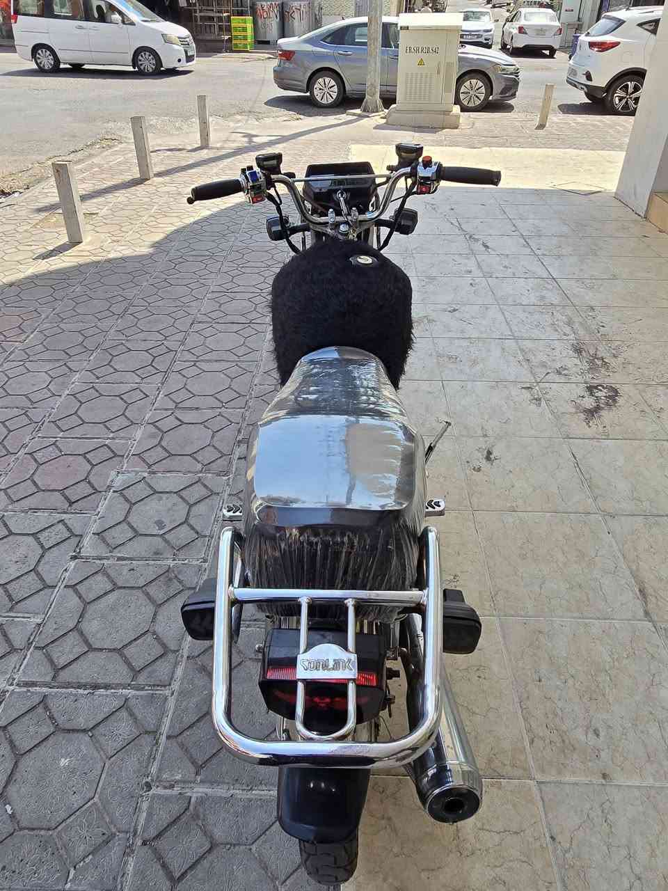 للبيع سافين محرك رياضي كبس
سلف هندر كهرباء كلتشات حديثة كامل شغال موديل 2024 
منفيس موجود نظافة متل ما موضح بل صور سعر 650 الف وبيها مجال بسيط للطبين للتواصل *********** وفي واتس اب
