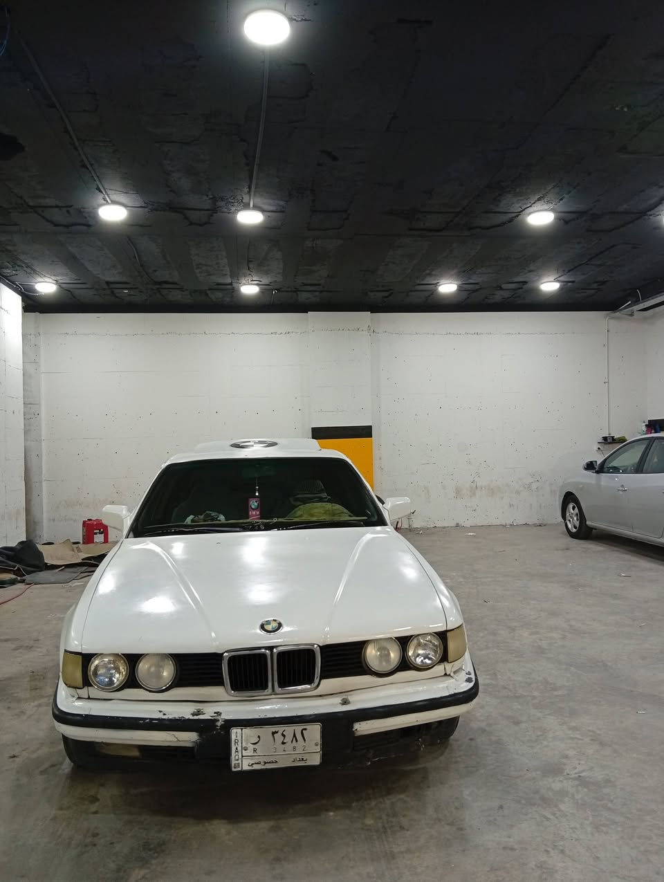 bmw 735 
مۆدێل 1989
گێڕ ئۆتۆماتیک
سلاید
چوار جام کارەبا
بەشەرتی گێڕو مەکینەو هەزار فیتەر
ڕەقەم بەغداد
27 مەجـال 
***********
