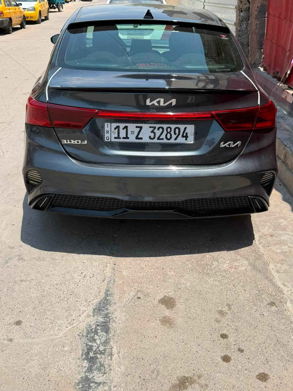 يا الله سلام عليكم فورتي بجم كبس ليبل واحد ماشيه /32الف/موديل/2024/رقم بغداد هزة 26سيارة جديدة صور الحادث مرفقة كاملة صبغ قبق الجنطةًنفسه وبين الجاملغ والباب بارد بصيط مسستمة كاملة مع دوشمه بسمي من الكصة مال امريكة عنوان بغداد حي الأكراد رصافة غيرمتواجد خاص السياره بدون أي إرباك أوتبديل على وضع كصتها 145         ***********
