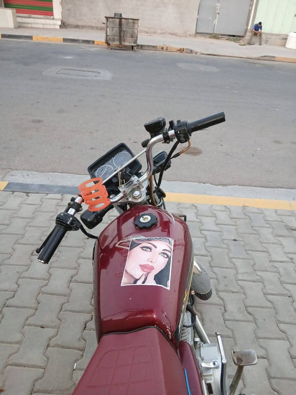سونك موديل 24 مكفوله من كلشي سلف لايت ثلجي اشاير محرك ما مفتوح شلعه اتخبل الدراجه جديده السعر  575 مكاني محموديه اللطيفيه هذا رقمي بي وتساب*********** ///***********
