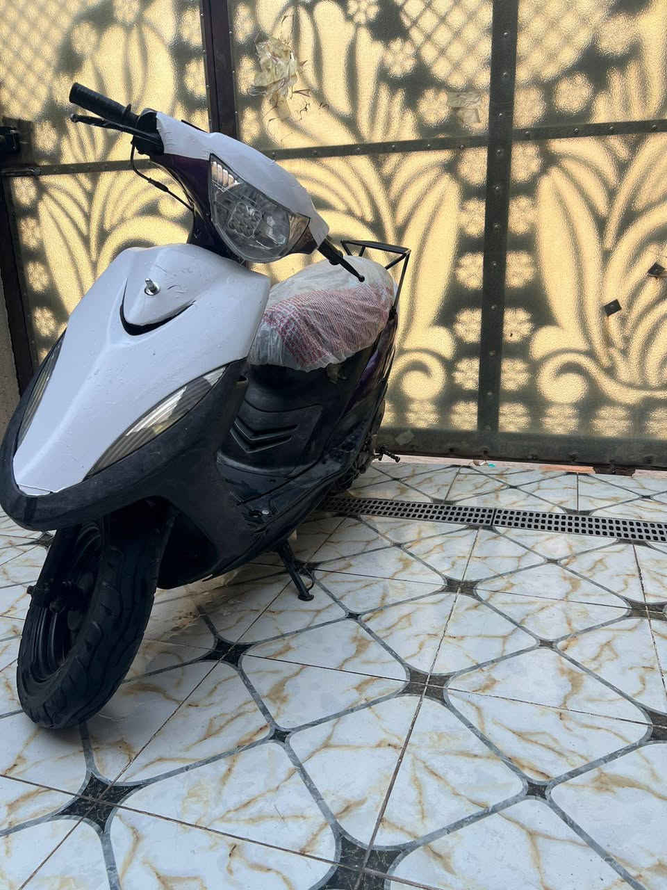 للبيع ماكس عدله دراجه نضيفه ومكينه ناعمه سعر 525وبيه مجال للشراي مكان كرنه شرش 
***********
