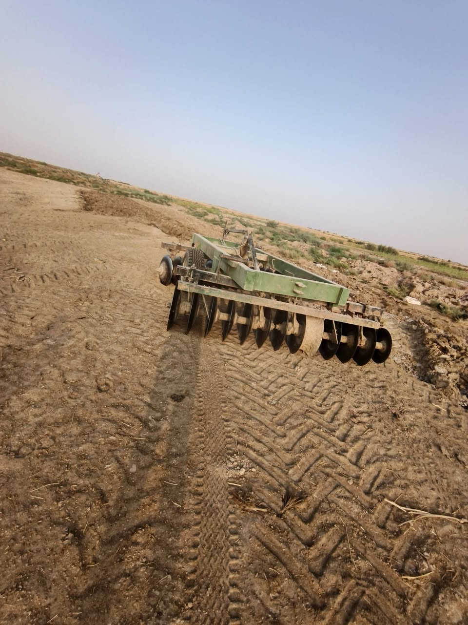 عندي دسك وفدان لبييع دسك حجم 24 ول فدان حجم 14 خماسي شراي ينتصل ***********او ***********0
