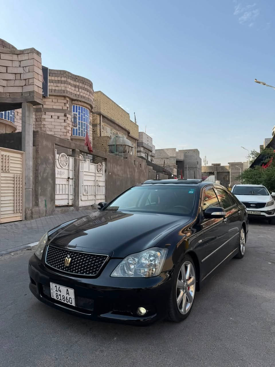 سلام عليكم. شاهينه. مديل 2006  بصمه رصاصي تسجيل جديد قرار 102 تحويل ثاني يوم شاصي. 84 فول فتحه داخل جلد كفاله مكينه كير حداده تخم تاير. سياره جديده. ويل دنگ لأصلي. كفاله  صبغ ضربه وكص ونغل. جثه وعيب شرعي. سعره. 145 وبيه مجال بصيط. مكاني بصره. ***********.

