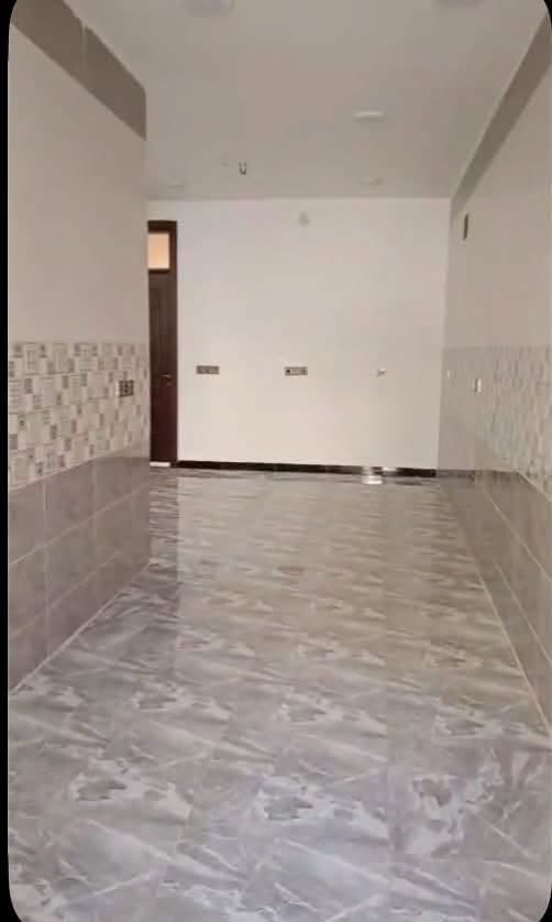 دار للإيجار مساحه 100متر طابق اونص 2غرف نوم 🛌 +ستقبال+مطبغ+صاله+صحيات📍العنوان بغداد الدوره مدخل البوعيثه مجمع السلطان الاول الاستفسار ***********
