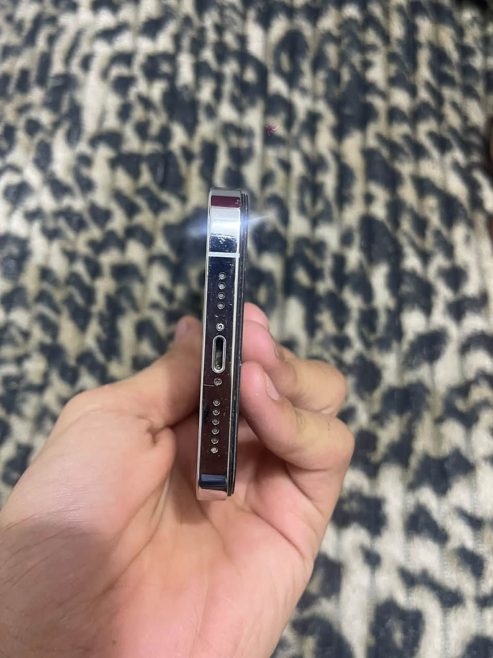 ١٣ برو ماكس ١٢٨ بطاريه ٨٢  🇺🇸
مستبدل فقط شاشه ٣ خيرات 
مكاني حله سعر / ٤٧٥ 😍
