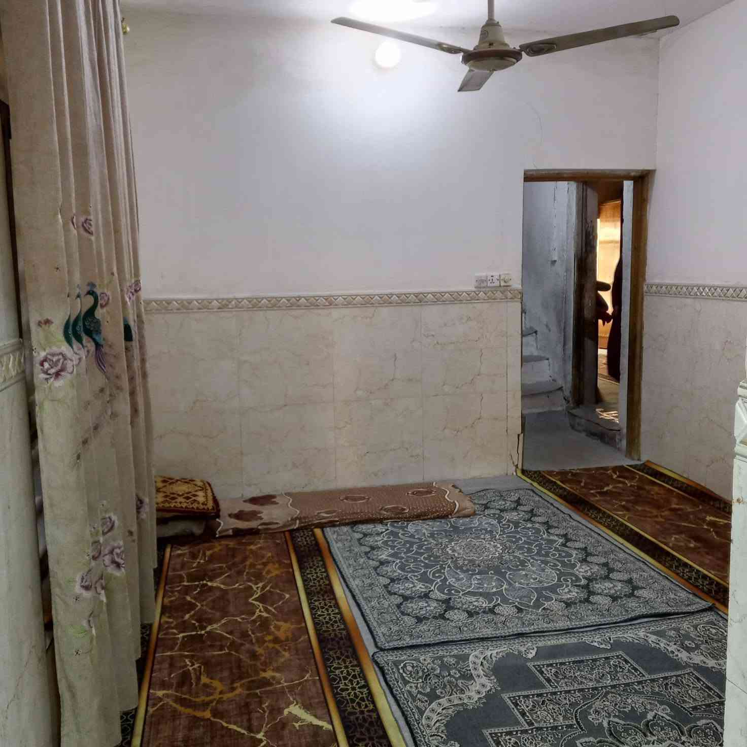 بيت للبيع المستعجل في كربلاء نهايه حي العامل قرب السوق الاخير🌲 قطاع ال19 مساحة 175م  طابو صرف🌲 طابقين 4 غرف نوم وملحقاته بناء طابوك وصب مسلح🌲 السعر 150جوسعر السوك مع المحال🌲 للاستفسار ***********🌲*********** نستقبل جميع العروض في كربلاء
