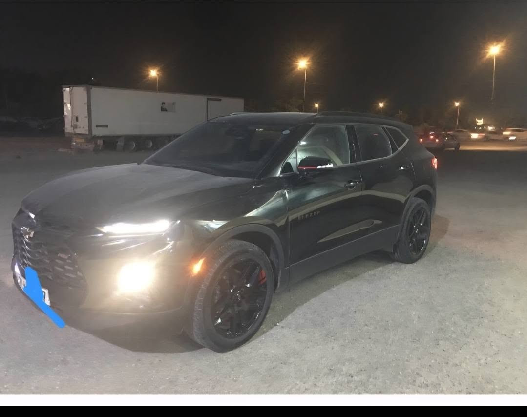 🚘 للبيع شيفروليه بليزر 2022 – 2LT فور ويل

✅ الفئة: 2LT فور ويل
✅ الموديل: 2022
✅ المكينة: 2000 تيربو
✅ الوارد: أمريكي 🇺🇸
✅ الممشى: 30,000 مايل
✅ الأرقام: أربيل
✅ الموقع: النجف الأشرف
✅ رقم الشاصي (VIN): 3GNKBHR48NS136696

✅ المواصفات:

🔻 فور ويل 4WD
🔻 جنطة كهرباء
🔻 رادارات جانبية
🔻 كاميرا خلفية
🔻 كشنات أمامية تدفئة
🔻 مثبت سرعة
🔻 رادار أمامي وتحذير
🔻 تحديد مسار
🔻 تحكمات ستيرن
🔻 ماوس أنظمة قيادة
🔻 شاشة
🔻 هاند بريك كهرباء
🔻 تبريد خلفي مع منفذ شحن
🔻 أربعة أبواب بصمة
🔻 منافذ شحن أمامية
🔻 مانع انزلاق

📞 واتساب: ***********
