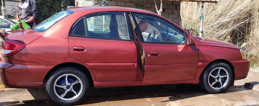 كيا ريو
2005 
وارد امريكي 
كير و مكينة مكفولات 
كير اوتماتيك
حدادية 65%
تخم تاير جديد
سيارة مصبوغة عام
حادث امريكي جنطة
تبريد عوزه بس كومبريسر
سيارة خير من الله اقتصادية
 
سعر 48 وبيه مجال بسيط

للاستفسار ***********
