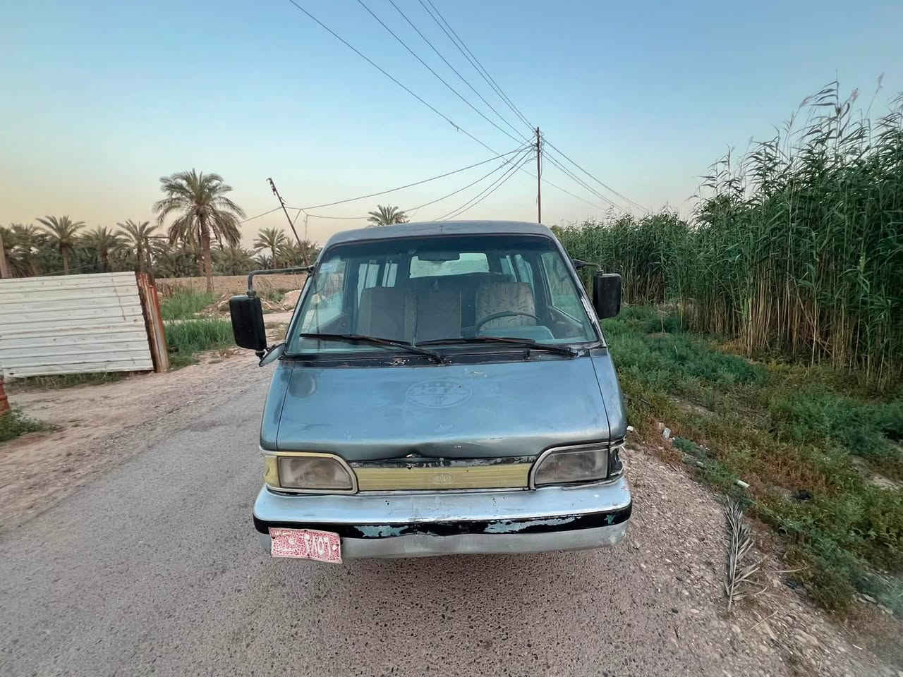 كيا بستا ٩٣كير ومكينه واكسل مكفولات حصيره وشواصي جدد كشرهة خير من الله  تخم تاير جديد باتري جديد مصفره غرامات عليهة هيئه ١٥٠على اليشتري راعيهة موجود مكاني بغداد الدوره السعر ٢٣ ***********
