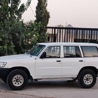 نیسان پەترول مۆديل 2002 محسن ناوسپی بێ بۆیاغە بەس هەندیک ساردو کارتی ه...