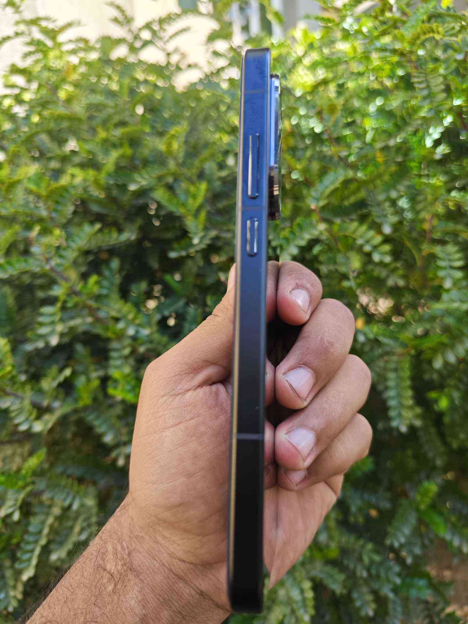 poco f7 عملاق المواصفات 
نظيف جدا كامل ملحقات الاصلية+كفرات عدد 2
ذاكرة 256 رام 8 
بطارية 97% عدد دورات شحن 286 فقط
معالج سناب دراكون 7+جين 4 
ببجي 120 فريم 
شاشة سلاسة فائقة جدا جدا 
بطارية عملاقة 6500 
سعرة 460 الف 
مكاني فلوجة او صقلاوية متوفر توصيل لجميع المحافظات 
*********** واتساب الفلوجة, الأنبار

نص مكتوب في الصور:
- ١٠٠ ٢:٣٠ حماية البطارية معلومات البطارية صحة البطارية ٩٧% الدورات ٢٨٦ بيانات التصنيع مايو ٢٠٢٥ أول استخدام: سبتمبر ٢٠٢٥ حماية شحن البطارية شحن كامل حماية البطارية لتمديد عمر البطارية، سيتوقف الجهاز عن الشحن عندما يصل مستوى البطارية إلى ٨٠% وسيقوم بالشحن الكامل فقط عند الجدول الزمني الشحن الذكي لإطالة عمر البطارية، سيتعلم النظام كيفية شحن جهازك ويتوقف عن الشحن عندما تصل نسبة البطارية إلى ٨٠% في الحالات المناسبة.