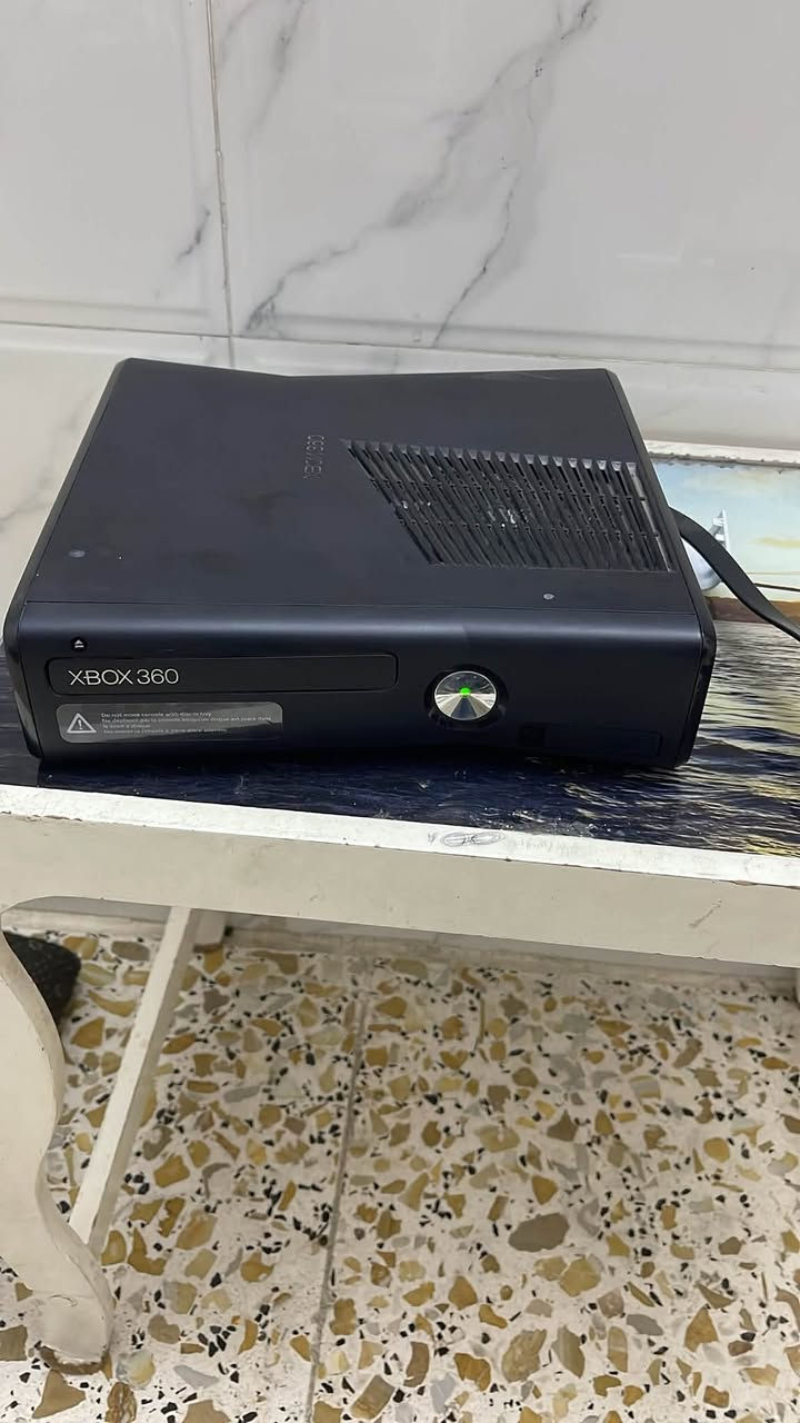 اكس بوكس 360 ب110 نقص قاعدات مال بطاريات  ***********
