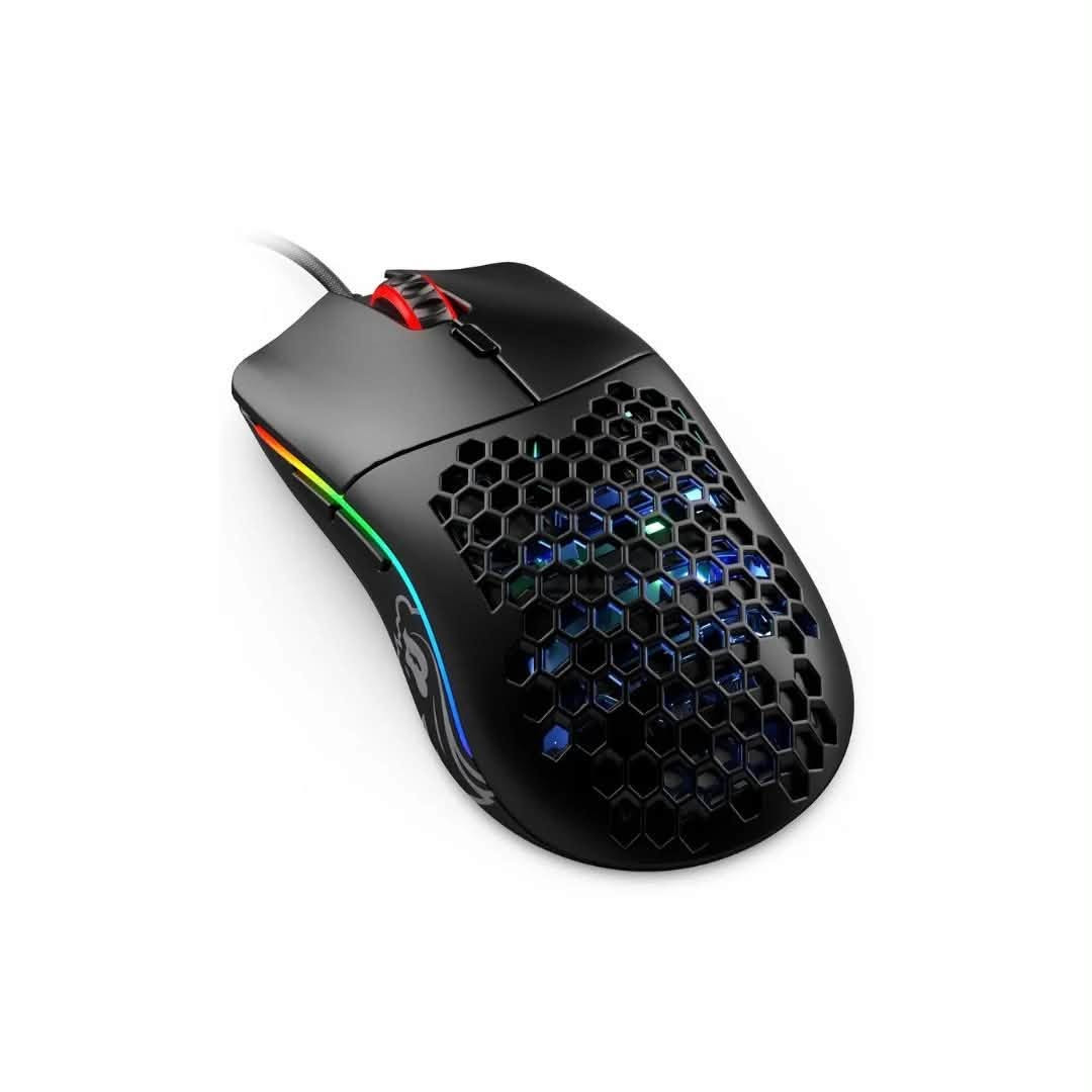 🔥 للبيع PC Gaming كامل مع الملحقات 🔥

مواصفات الجهاز:
🖥️ المعالج: Intel Core i5-9400F
🎮 كرت الشاشة: Zotac RTX 2060 6GB
🛠️ المذربورد: MSI H310M PRO
💾 الرام: 16GB (2×8GB) Lexar DDR4 2666MHz
⚡ التخزين: SSD Kingspec 256GB
🔌 الباور: FSP 650W
❄️ المبرد: Arctic Freezer
🖤 الكيس:فانتك 
🌈 المراوح: Zagmatek RGB
سعر الكيس 500

الملحقات:
🖥️ شاشة AOC قياس 27 بوصة، منحنية، FHD، 165Hz
🖱️ ماوس Glorious Model O-
⌨️ كيبورد Redragon K800
🎧 سماعة HyperX Stinger Core
سعر الشاشه 150 الف 
الماوس 25الف
كيبورد 25 
سماعه 25 

الجهاز نظيف والاستعمال خفيف، جاهز للاستخدام والألعاب بدون أي مشاكل.

📍الموقع:البصره  وعندي توصيل 
💰السعر:700 كلشي 
📩 للواصل خاص او على رقمي ***********
