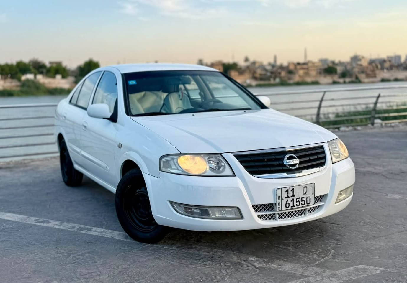 🚘 نيسان سني | موديل 2009
✨ لون أبيض، سيارة مرتبة ونظيفة

▪️ محرك 1500 CC
▪️ قير أوتوماتيك
▪️ تبريد ممتاز
▪️ داخلية نظيفة ومرتبة
▪️ تظليل
▪️ حساسات خلفية
▪️ السيارة جاهزة للاستخدام

📍 الموقع: بغداد
💰 السعر: يحدد عند الاتصال
📞 للاستفسار والتفاصيل: *********** بغداد, العراق
