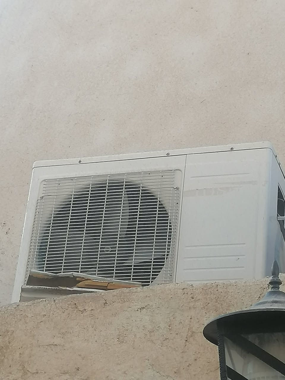 سبلت ٢طن مشتغل موسمين الخارجيه عطلت وهاي مستعمله للبيع ٣٠٠ وبي مجال للشراي شرط الشغل *********** مكان النجف

