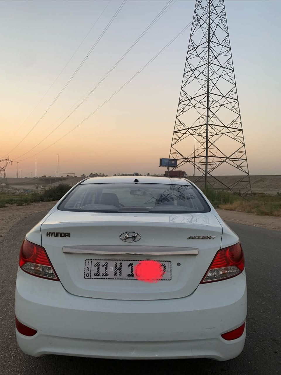 للبيع 
اكسنت خليجي موديل ٢٠٠١٣
محرك ١٦٠٠دوش مرغوب 
السياره فول مواصفات عده فتحه
بسمي تحويل مباشر 
رقم هزه جديد 
مكان بغداد 
***********
السعر ٨٩ومجال بسيط'
