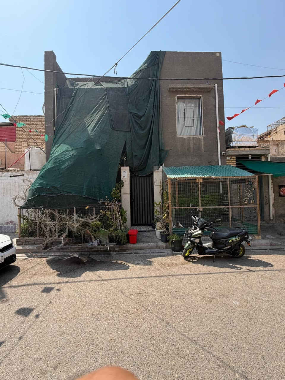 للبيع دار طابو صرف 
#منطقة حي الجمهوري 
بناء 2019
#المساحة  85م 
#يحتوي 3 غرف وصالة واستقبال ومطبخ وصحيات 
 #السعر 80 مليون مع المجال 

للاستفسار اكثر مراسلتنا ع الخاص او الاتصال على الارقام التاليه
‏‪***********‬‏ ‎
***********
