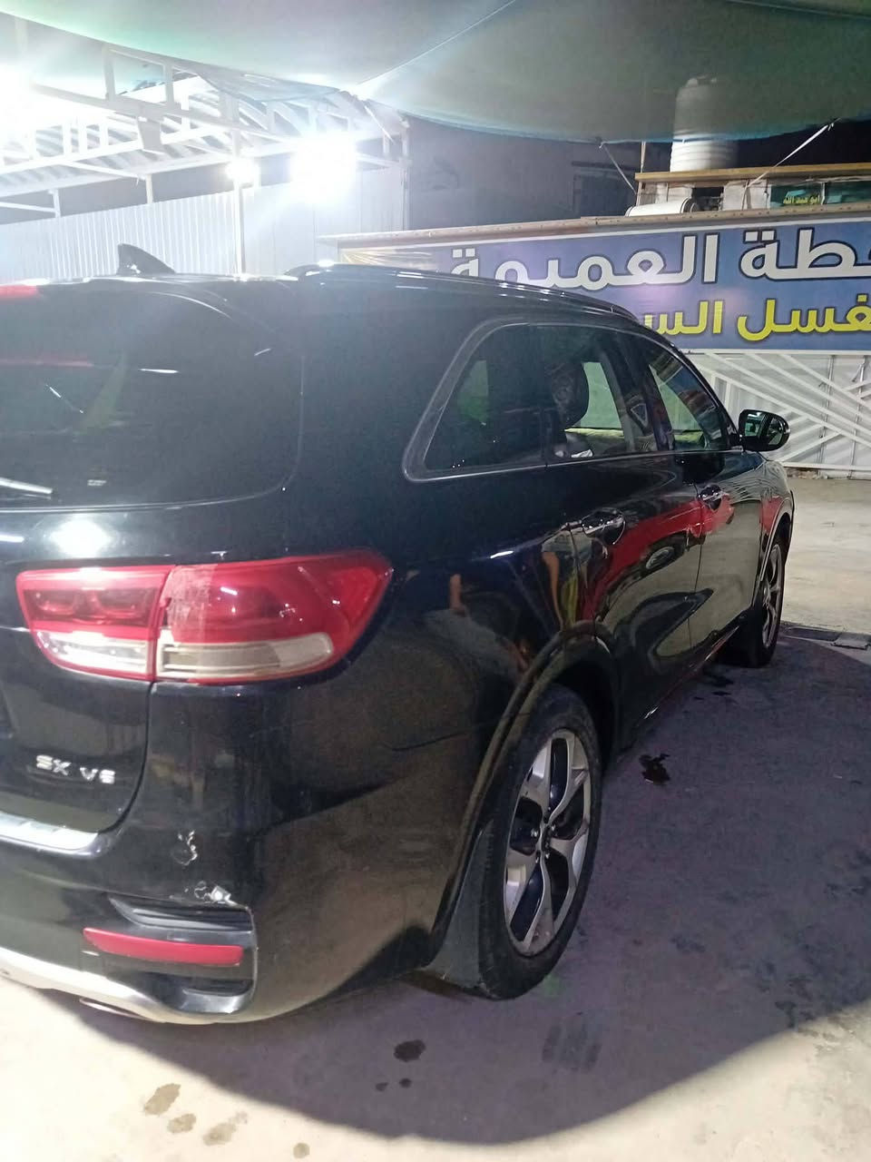 سلام عليكم  شباب رحمه لهلك اقره تفاصيل قبل لا دك 
سورنتو. موديل ١٨ 
 أمريكي محرك 6
فول واحد عل واحد 
بنوراما 
 تبريد ٣ قطع
مري متحركه
سياره بيها كل الموصفات 
بس مهموله  
محرك مفتوح 
وبيها شغله ساعه تمشي تقفل عل ٨٠ بعد ما تعبر 
وساعه كلشي ما بيها ودينها كهرباء  وجهاز محد عرف العله مالتها 
حادثها جاملغات اماميه وبنيد 
وسعر 160وبيها مجال 
مكان بغداد الدوره 
*********** 
وبسمي سياره
