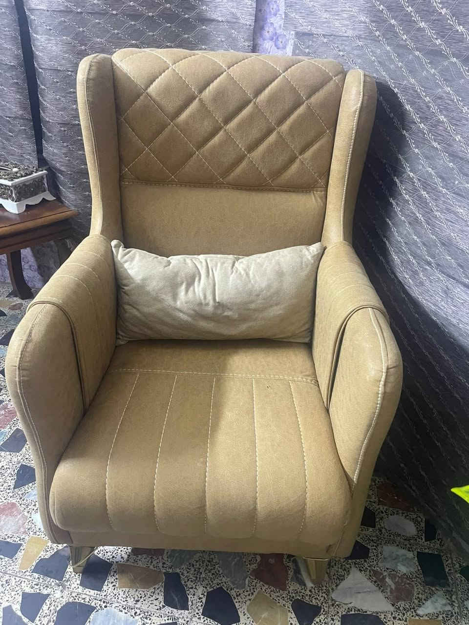 صوفا • بغداد • للبيع