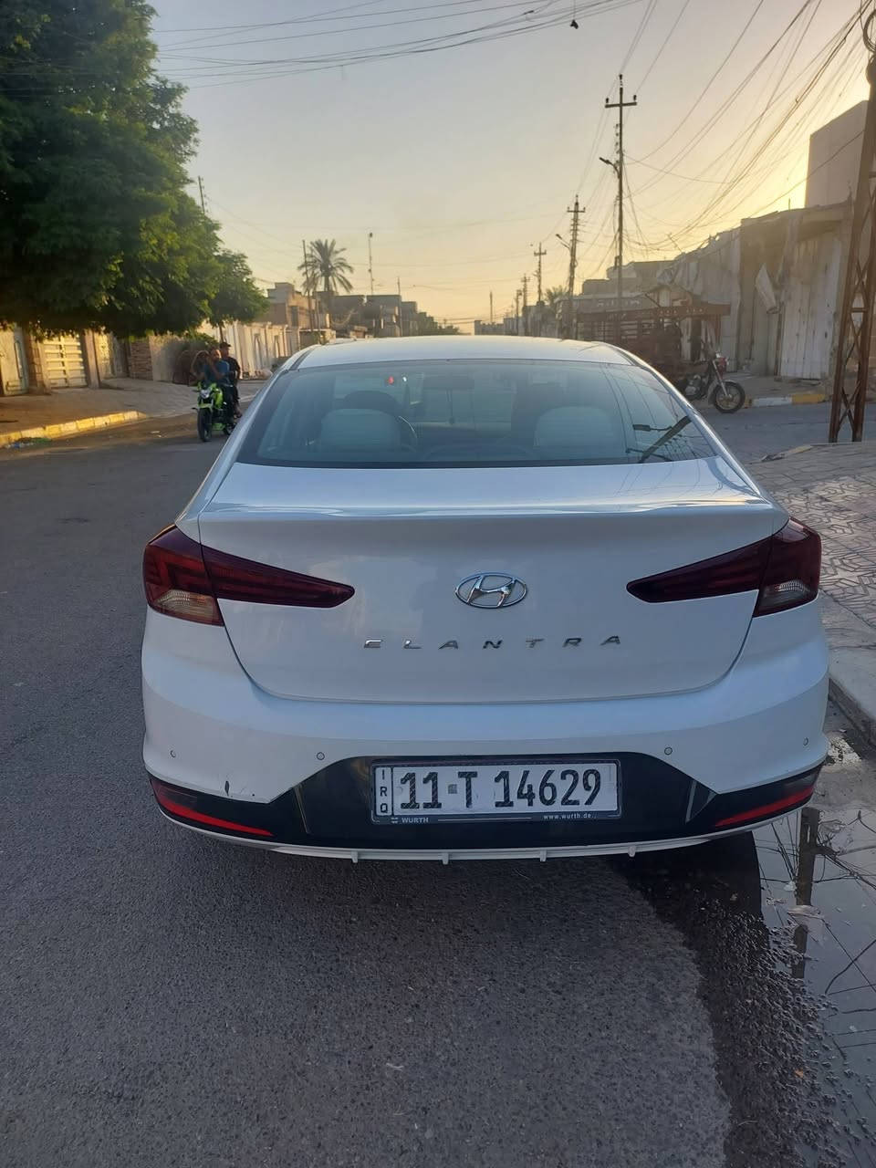 للبيع سياره النترا ٢٠٢٠مكفوله فول موصفات بسمي رقم بغداد مكانات بارد
بسيطه سياره كلش حلوه محرك كير ممتاز 
السعر ١٥٠ وبيه مجال للشراي الاتصال على الرقم 
*********** المكان الرمادي خمسه كيلو
