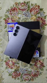 Galaxy Z Fold6 عندي موبايل ذاكرة 256 ضمان عين الفهد  سعره مليون وبي مج...