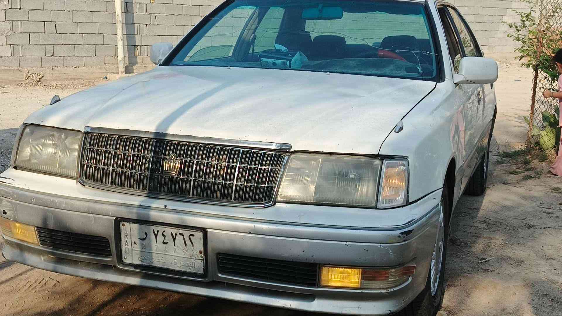 راس الثور فلات محزم 1997 
كفالة من النقل والكصه ثانيه فقط (كصه جنطه) 
مكينه كير فيفتي جدد  
مكفوله من الضربه والصبغ 
تبريد ثلج كهربائيات شغاله 
لايت زنون ثلجي 
شاشه سنتر لوك 
السعر 60 وبيها مجال 
مكاني 📍 البصره المدينه 
الاتصال على الرقم  ‏‪***********‬‏
