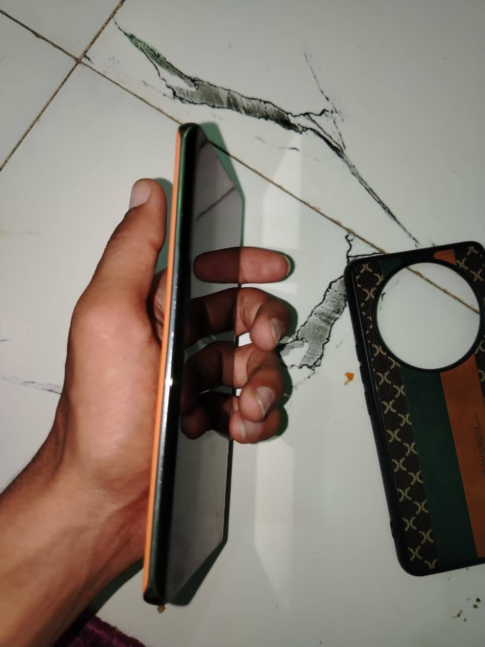 HONOR, x9c
ذ256 عشوأيه 12 علا وضع الشركه 

كامل ملحقات 

السعر 375بي مجال حق الجيه 

📍ميسان قضاء الميمونه
***********واتساب
