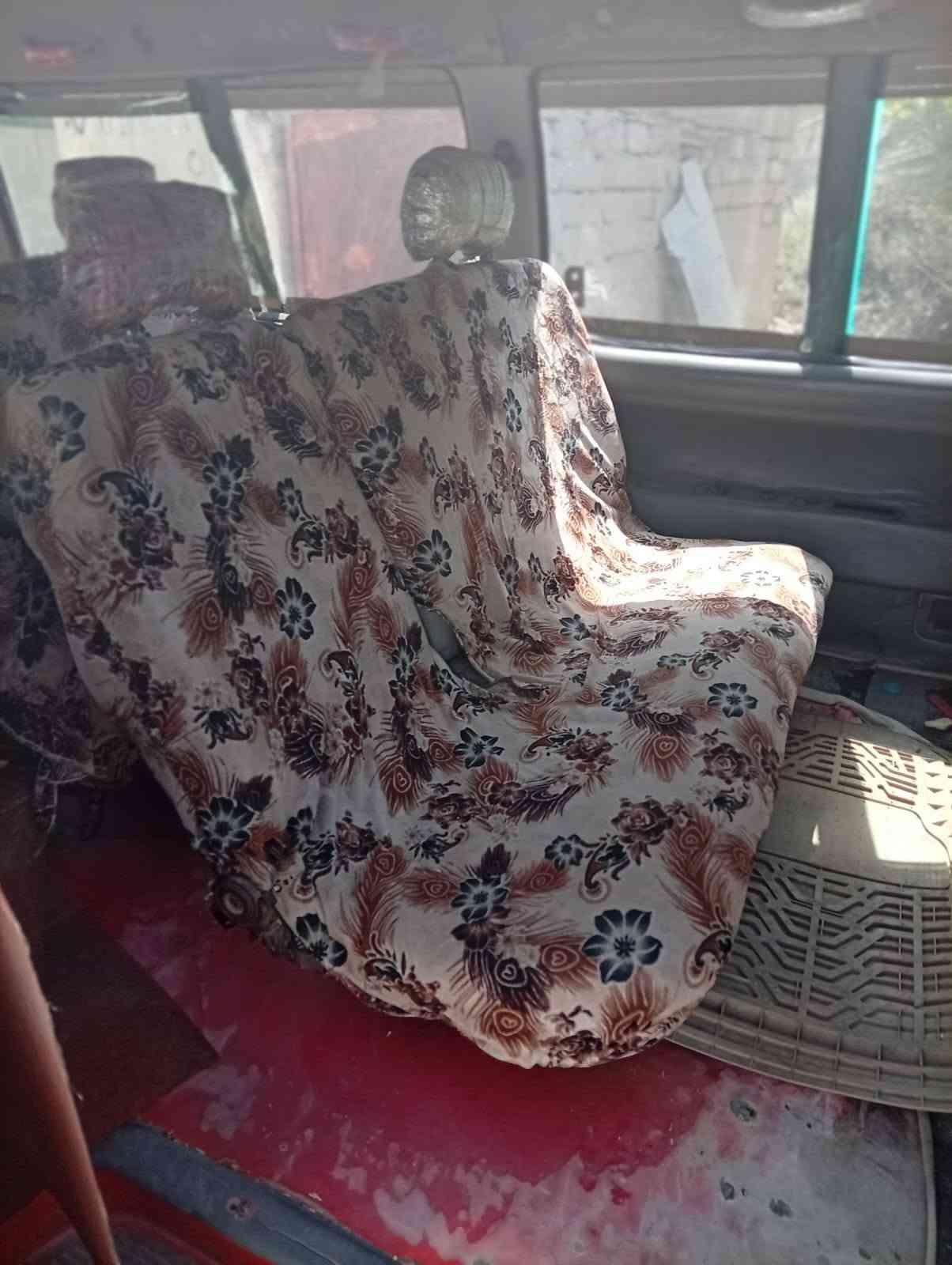السلام عليكم  بريجو او مراوس  للبيع كير او اكسن ومحرك بل باكيت كهرباهيات شغالات اربع تايرات نضيفات + السبير رقم احمر سنوية ضايعه بيها بلاغ شرطةالسعر 15 وبيها مجال مكان بصرة المدينه   "الرقم
 ***********
