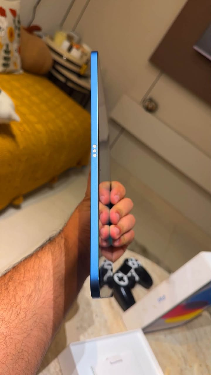 ايباد ١٠ للبيع 
مداخل صيانه ابدا 
نظيف جدا والصور كدامكم 
ذاكره 256 
كارتونه موحوده ويا 

***********
المكان بغداد

السعر خاص

