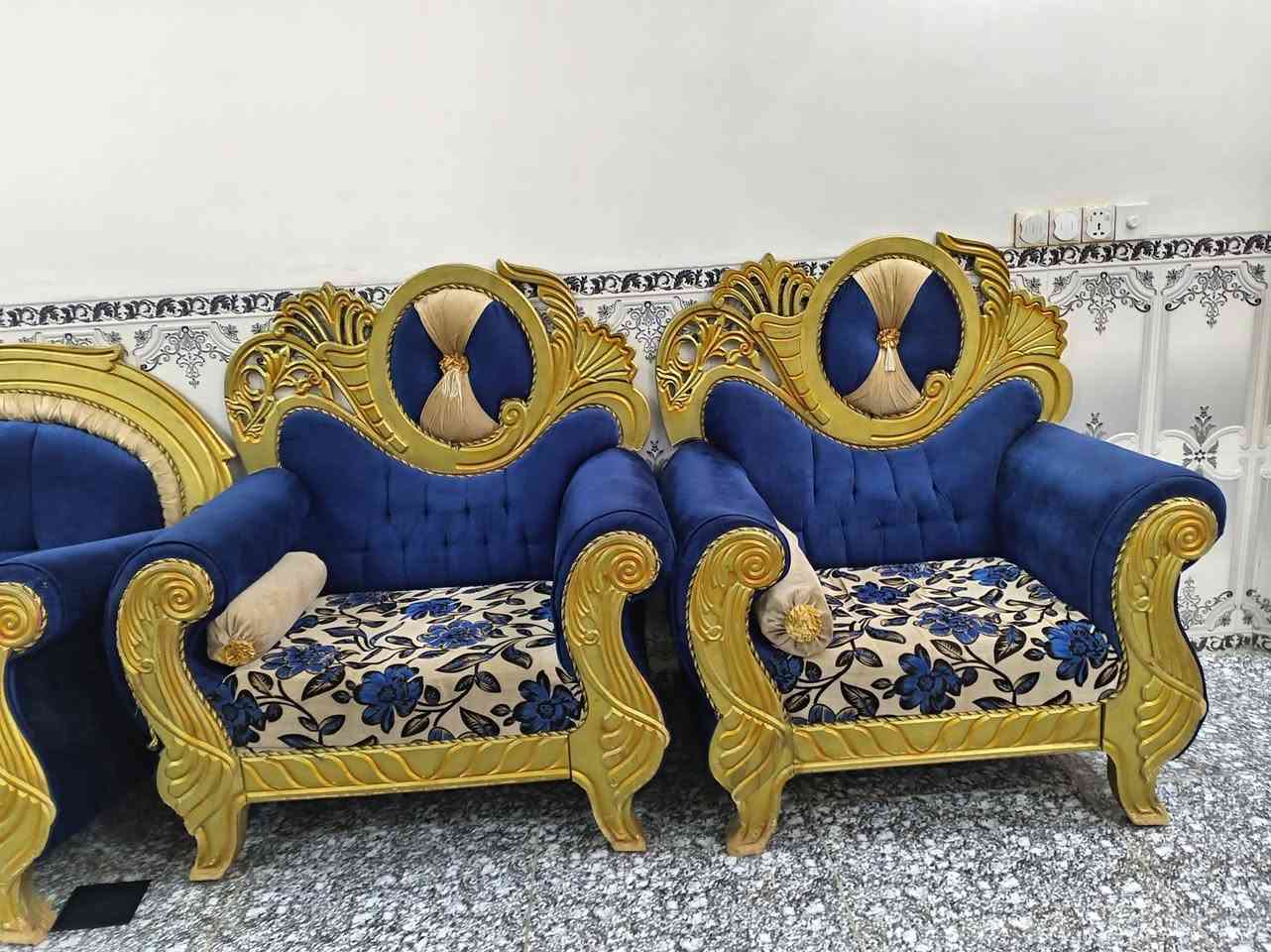 تخم مستعمل للبيع
لون موضح بالصوره 
فقط تخم واحد رجله مكسوره الي وره 
 السعر: 200الف وبي مجال للشراي 

للاستفسار على هاذ الرقم 
***********
