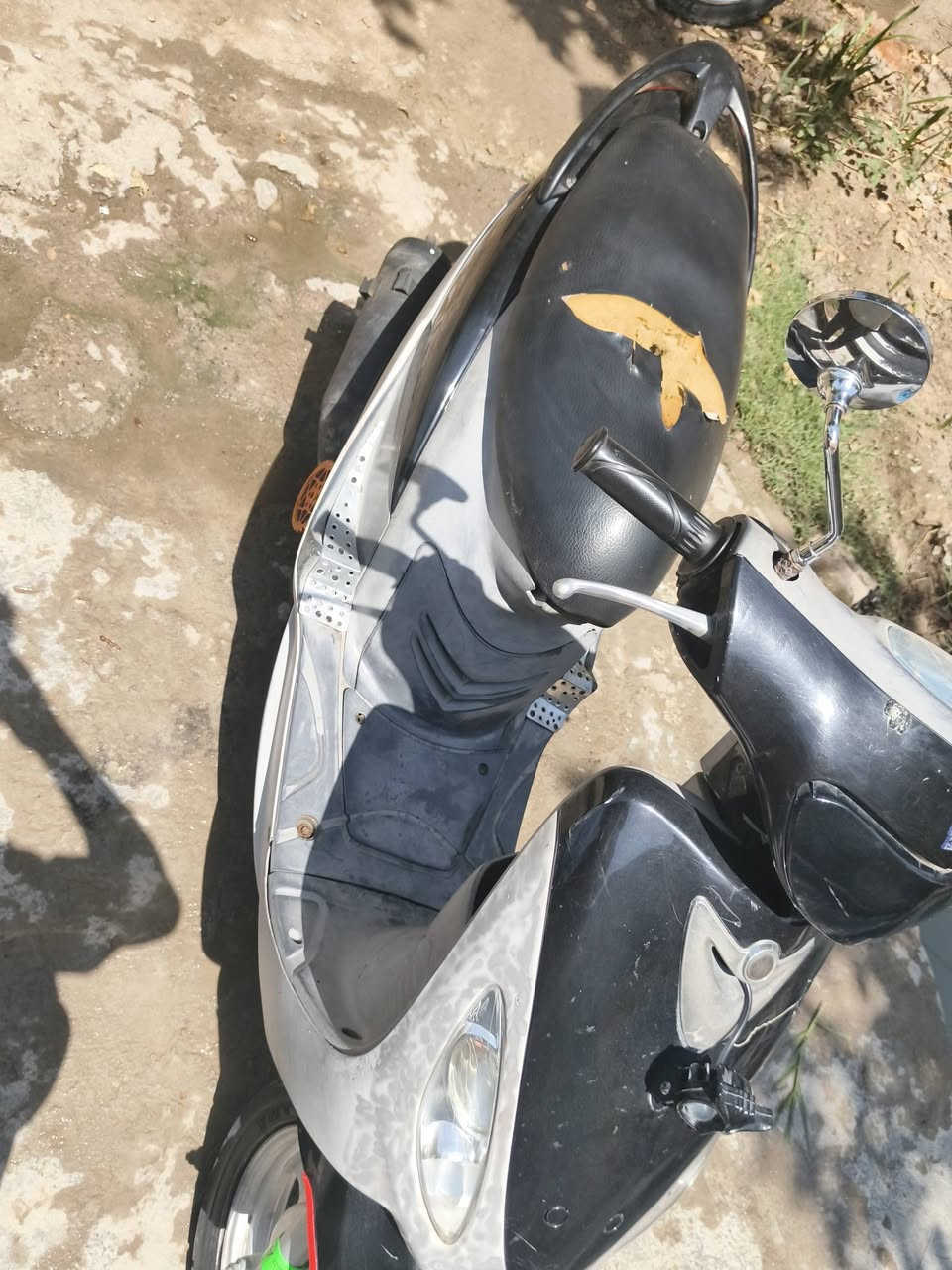 درجه ماكس منغولي لبيع درجه جديدة مال جناي
درجه رنبا صار 3شهر من نزلت كلا نغص ما بيه
سعر400وبيه مجال مكاني ديالئ بعقوبة
***********

