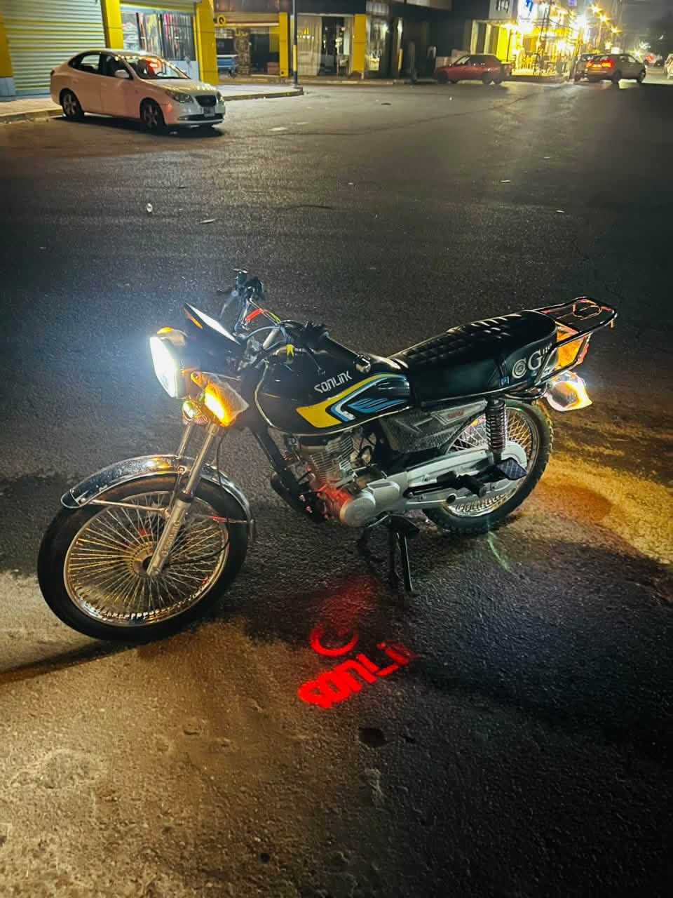السلام عليكم
سونك موديل 2025 4 كير🔥
مامفتوح نشاط شلعه معدل فول موطور مال جناي  السعر 750 المو شراي لايبزعني للاستفسار ***********
