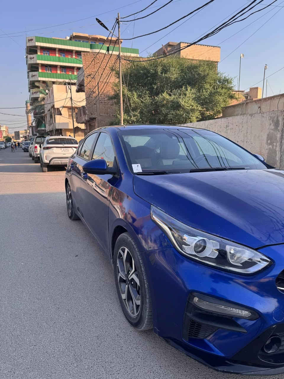 السلام عليكم 
فورتي موديل ١٩ محرك ٢٠٠٠ دوش كير AT 
رقم مثنى معوقين إب شهر ١١ اتصير حرة 
حادثة موجود بل الصور 
موجودة بغداد المنصور 
سونار موجود 
105$ وبيها مجال 
***********
