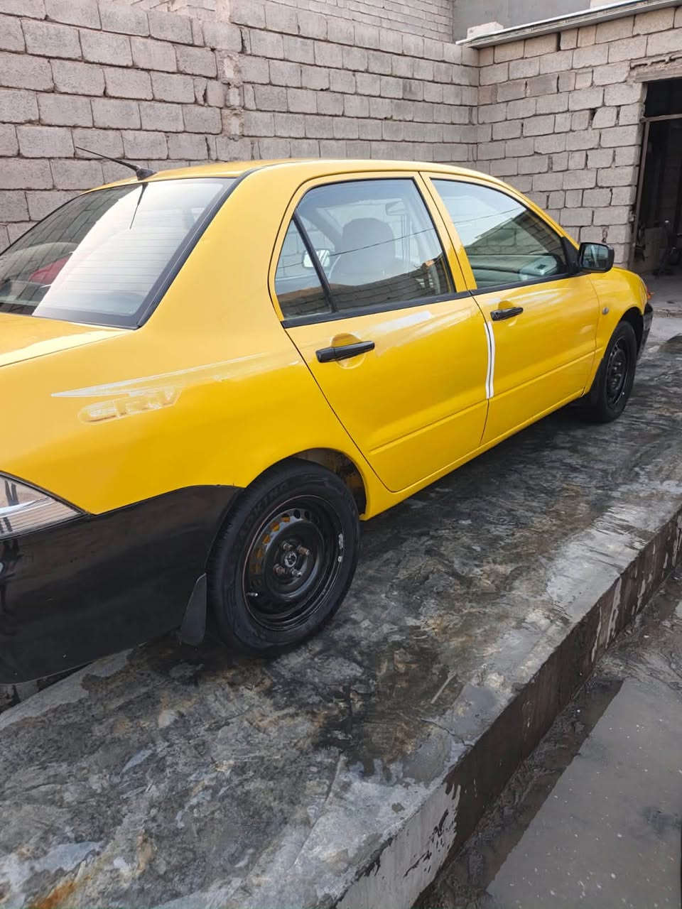 لنسر للبيع مديل ١٠ سيارة جاهزة من كلشي السعر ٦٦ بيهه مجال مكلف بلنشر  ***********
